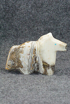 Horse Zuni Fetish Carving - Daphne Quam