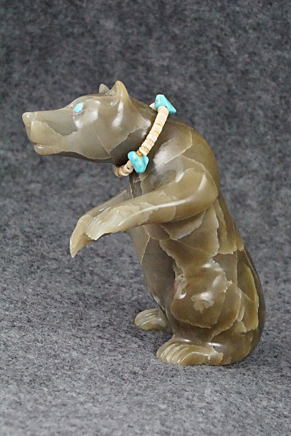 Bear Zuni Fetish Carving - Albert Eustace