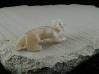 Bobcat Zuni Fetish Carving - Cody Cheama - High Lonesome Trading