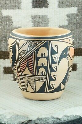 Hopi Pottery - Alta Yesslith