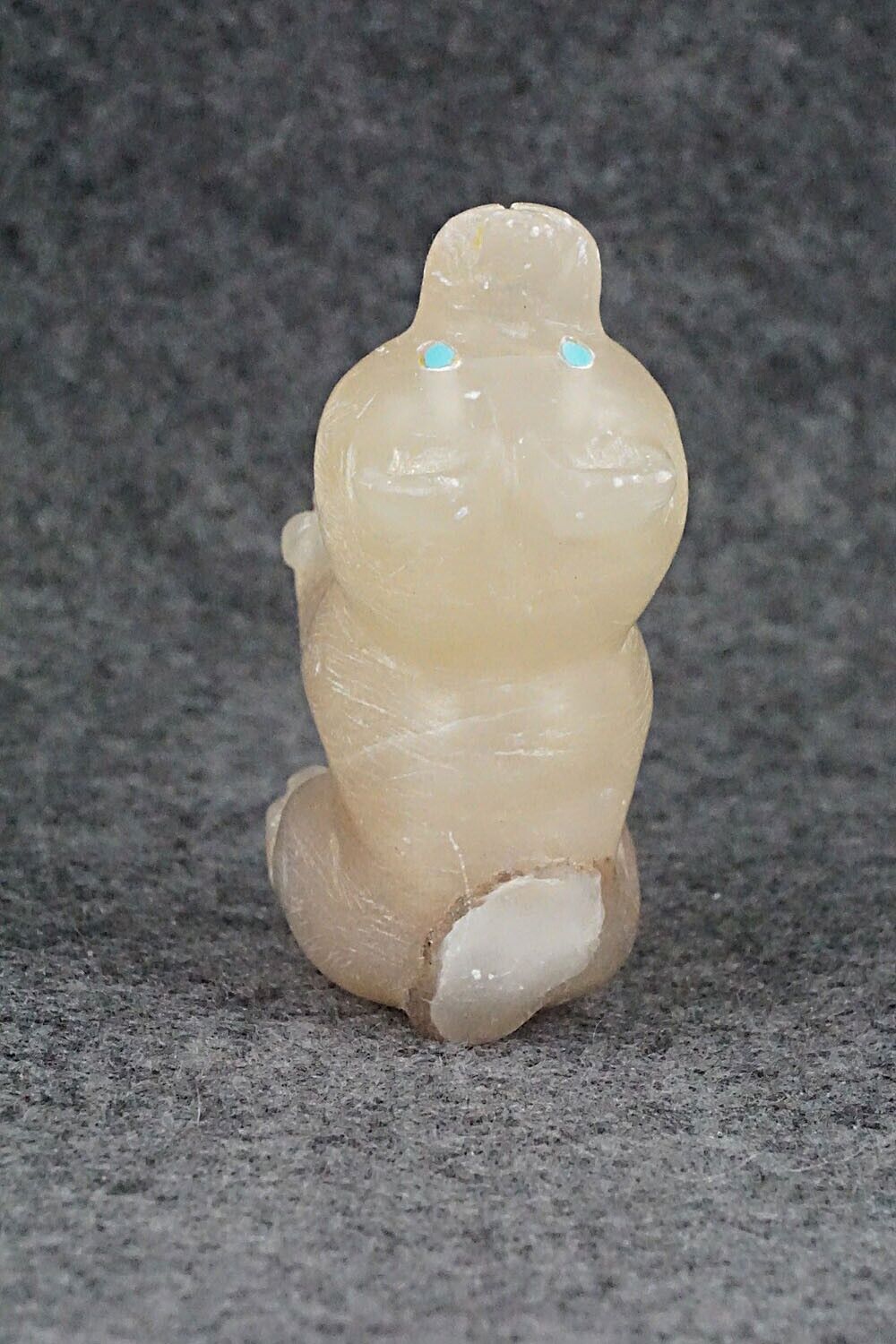 Bear Zuni Fetish Carving - Keith Beyuka