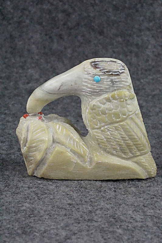 Hummingbird Zuni Fetish Carving - Carlton Kaamasee