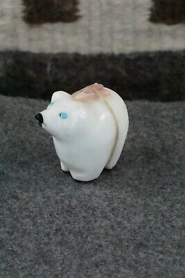 Bear Zuni Fetish Carving - Delvin Leekya