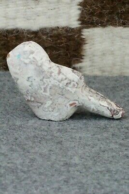 Bird Zuni Fetish Carving - Daphne Quam