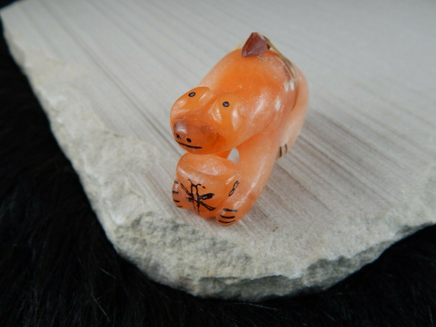 Bear Zuni Fetish Carving - Rick Kallestewa - High Lonesome Trading