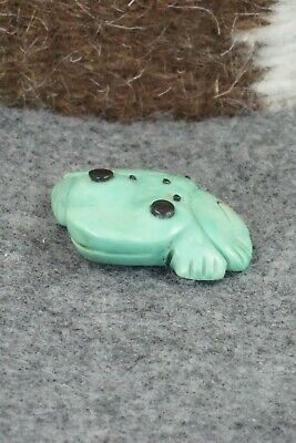 Frog Zuni Fetish Carving - Reynold Lunasee
