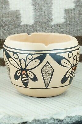 Hopi Pottery - D. Tsiny