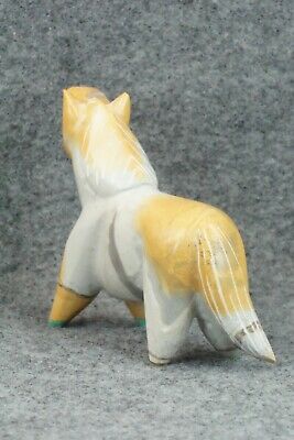 Horse Zuni Fetish Carving - Enrike Leekya