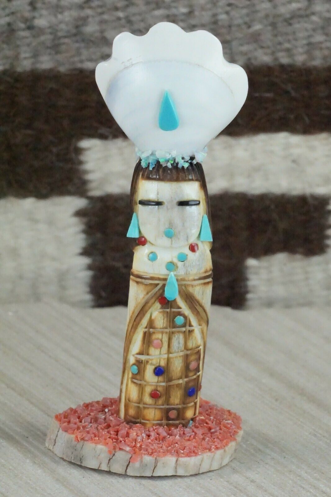 Corn Maiden Zuni Fetish Carving - Sullivan Shebola