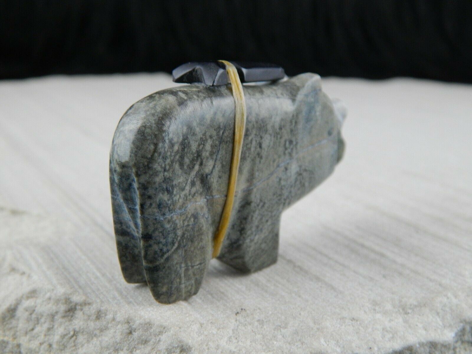 Bear Zuni Fetish Carving - Kelly Lementino - High Lonesome Trading