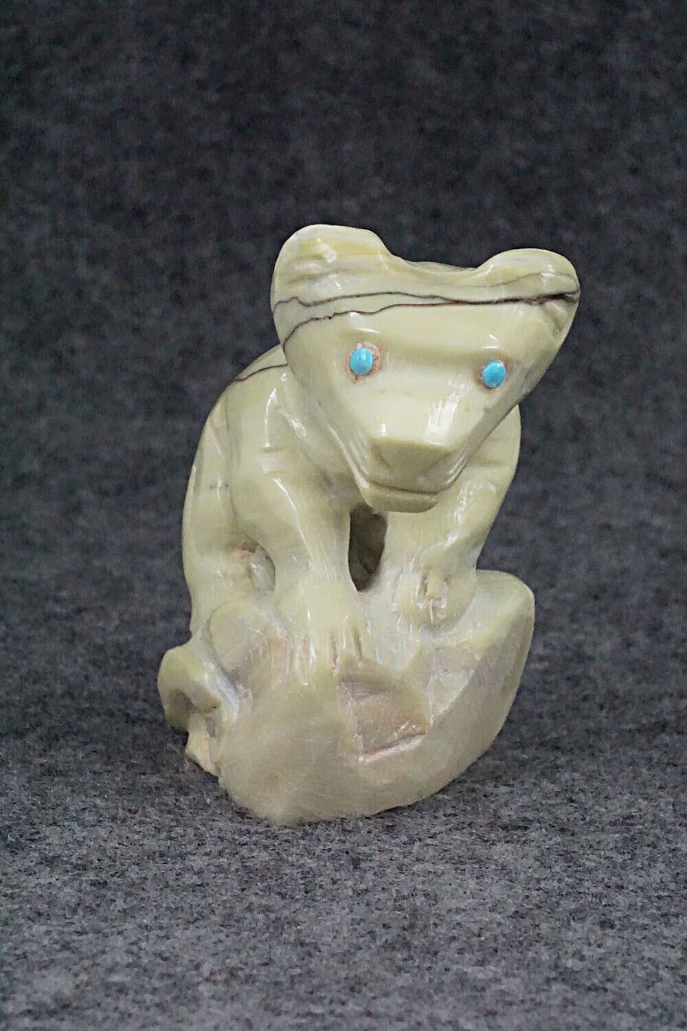 Mountain Lion Cub Zuni Fetish Carving - Carlton Kaamasee