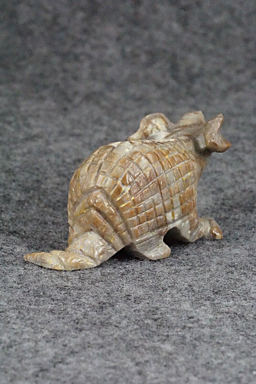 Armadillo Zuni Fetish Carving - Dana Malani