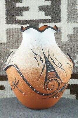 Zuni Pottery - Deldrick Cellicion