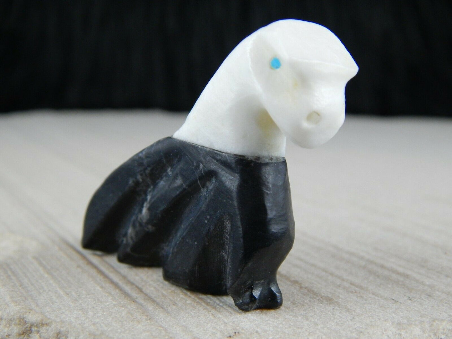 Eagle Zuni Fetish Carving - Kelly Lementino - High Lonesome Trading
