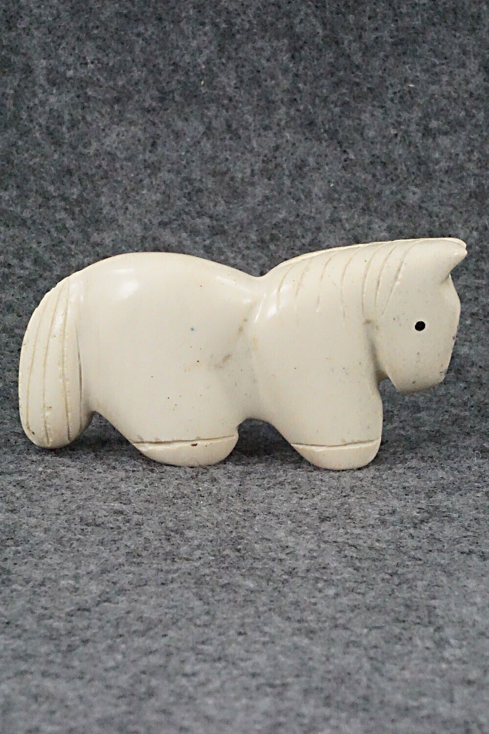 Horse Zuni Fetish Carving - Justin Red Elk