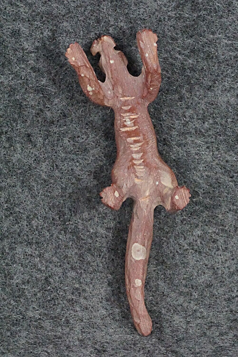 Mountain Lion Zuni Fetish Carving - Cody Cheama