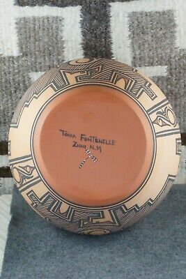 Zuni Pottery - Tonia Fontenelle