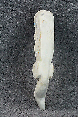 Otter Zuni Fetish Carving - Tony Mackel