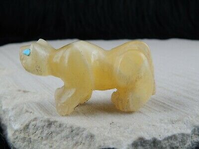 Bear Zuni Fetish Carving - Jon Quam - High Lonesome Trading