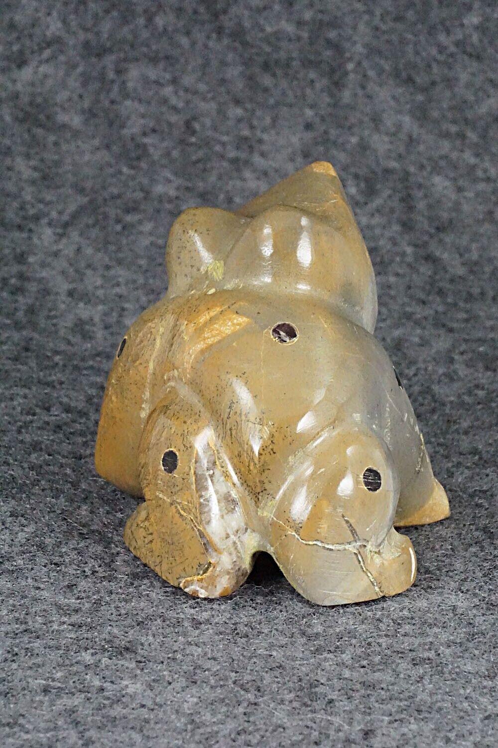 Frog Zuni Fetish Carving - Enrike Leekya