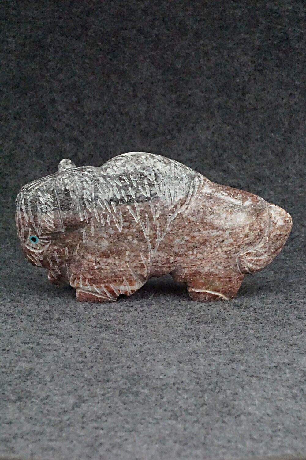 Buffalo Zuni Fetish Carving - Chris Nastacio