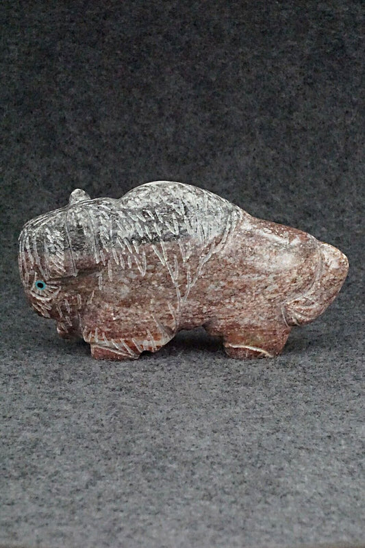 Buffalo Zuni Fetish Carving - Chris Nastacio