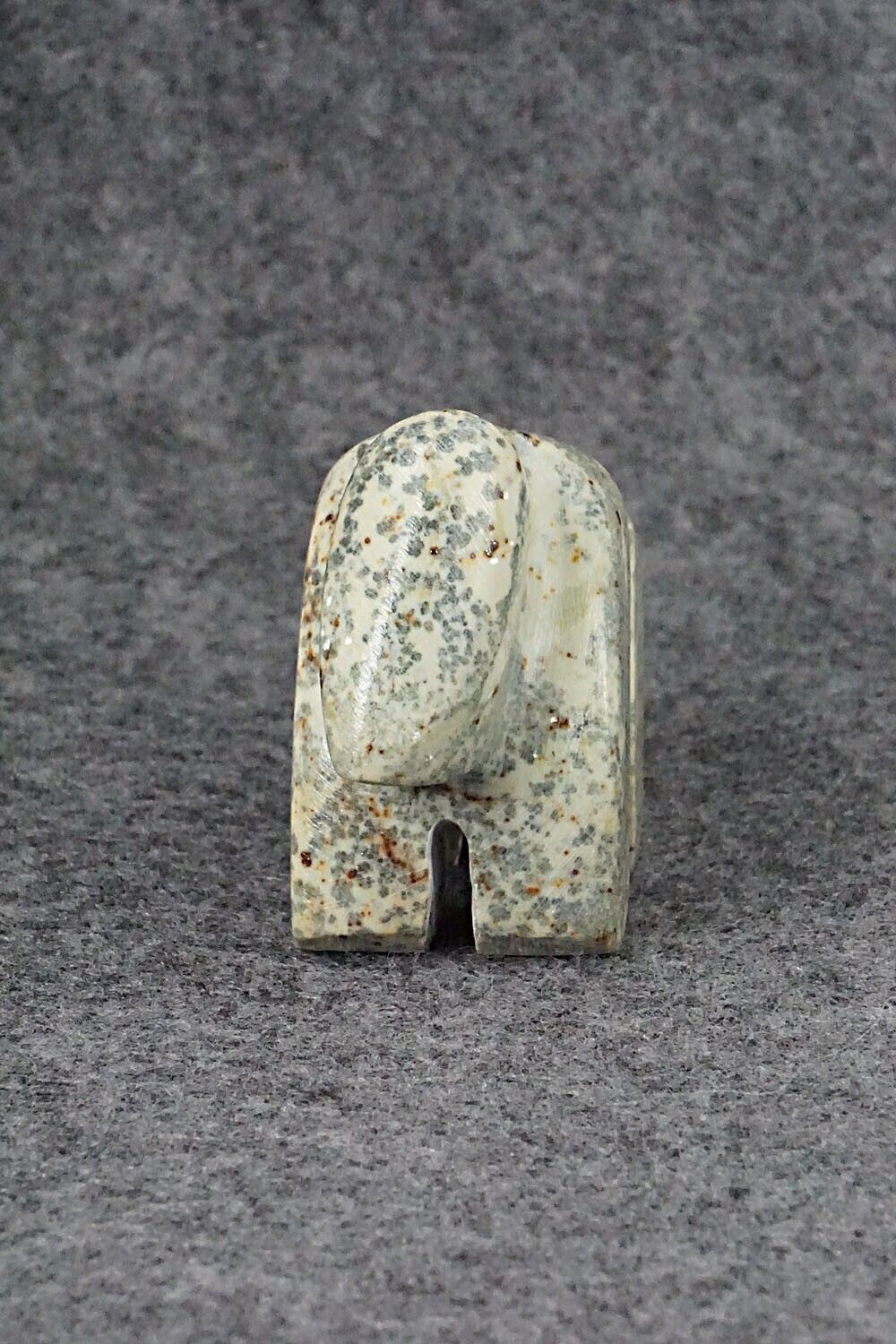 Wolf Zuni Fetish Carving - Cameron Nastacio