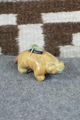 Badger Zuni Fetish Carving - Enrike Leekya