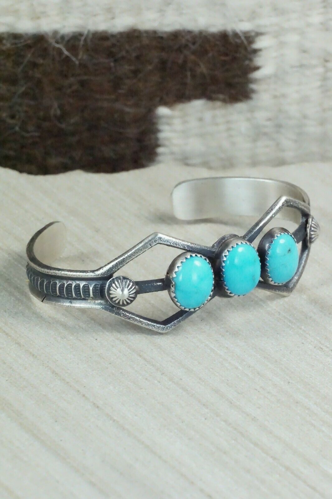 Turquoise and Sterling Silver Bracelet - Eva & Linberg Billah