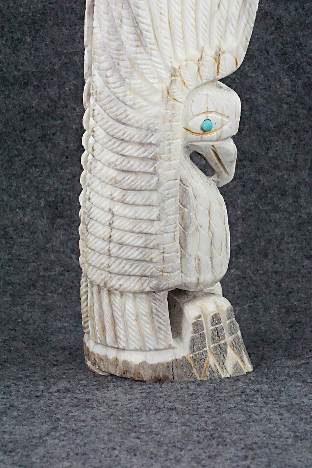 Eagle Zuni Fetish Carving - Garrick Weeka