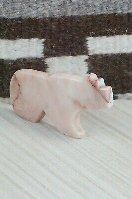 Bear Zuni Fetish Carving - Bernard Laiwakete