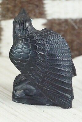 Crow Zuni Fetish Carving - Derrick Kaamasee