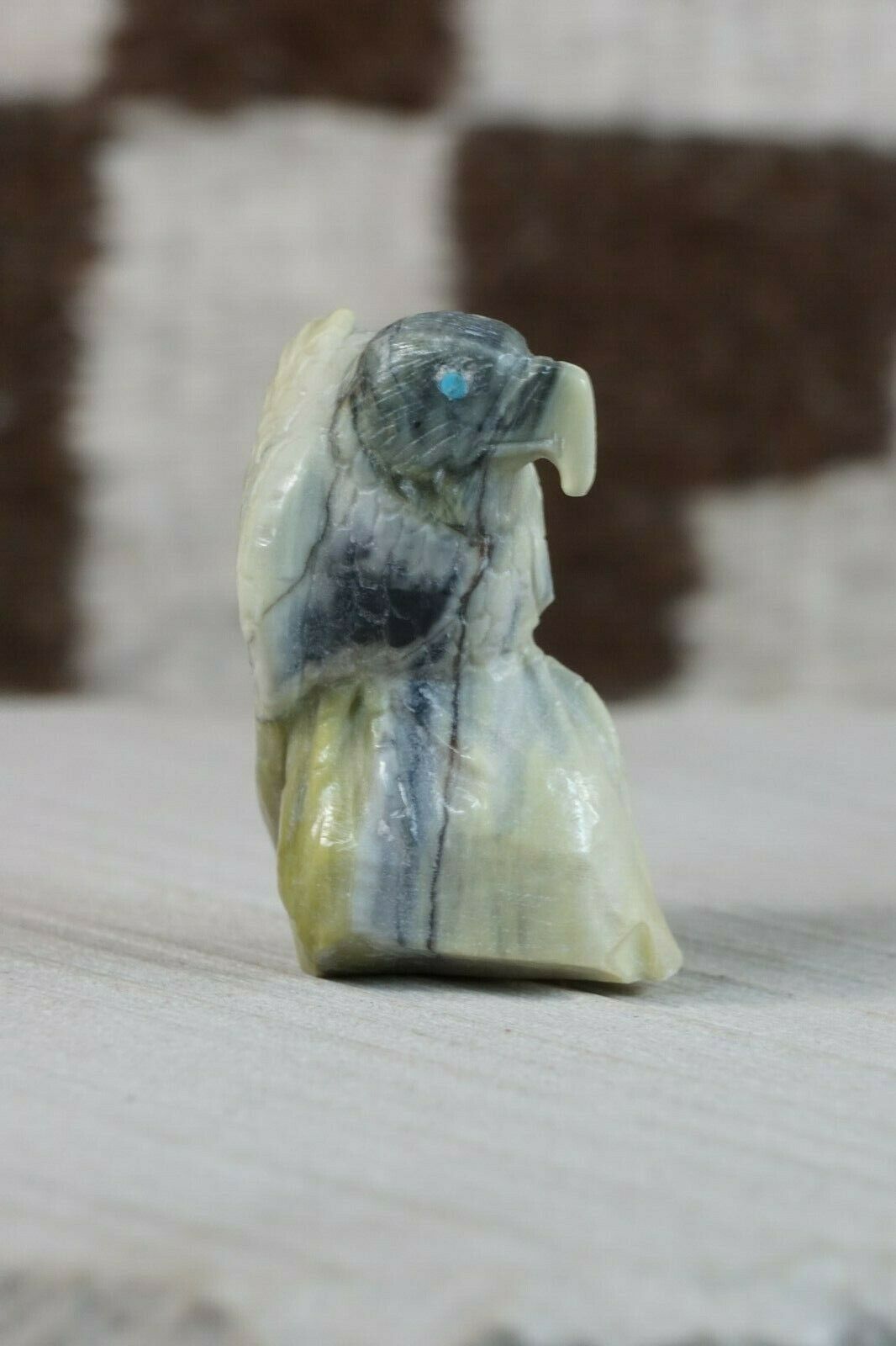Eagle Zuni Fetish Carving - Derrick Kaamasee - High Lonesome Trading