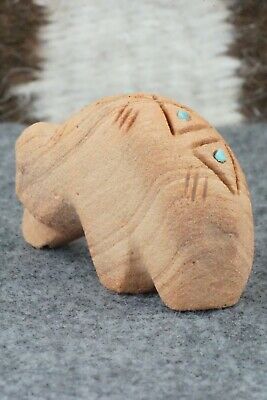 Bear Zuni Fetish Carving - Brandon Phillips