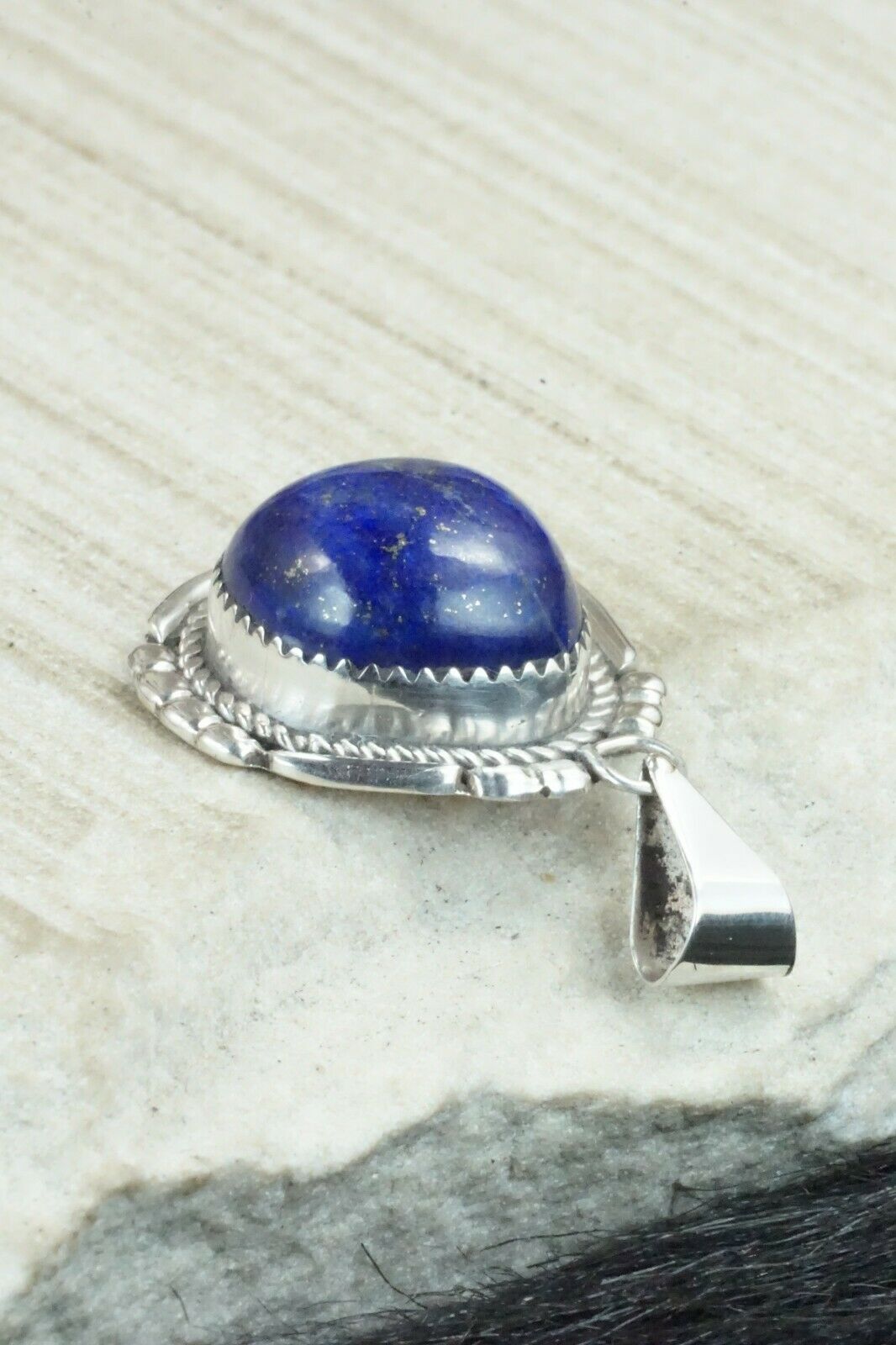 Lapis & Sterling Silver Pendant - Kenny Calavaza