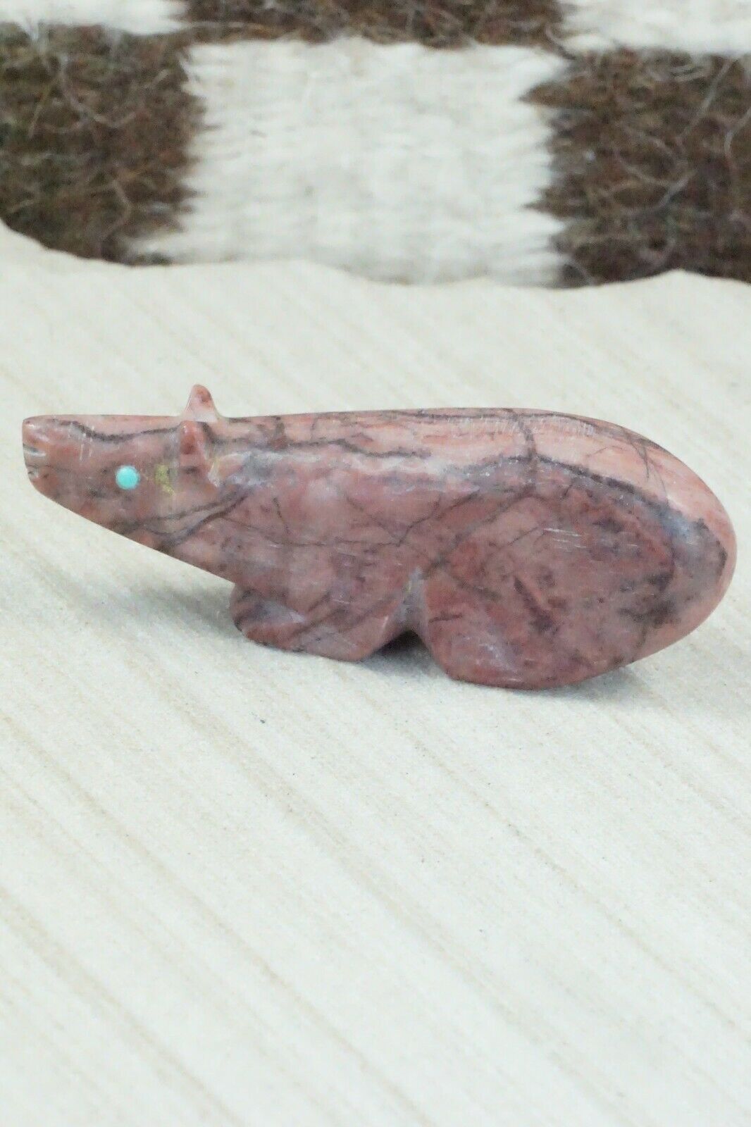 Bear Zuni Fetish Carving - Ronnie Lunasee