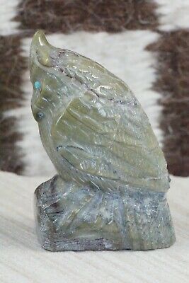 Owl Zuni Fetish Carving - Derrick Kaamasee