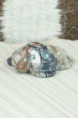 Turtle Zuni Fetish Carving - Carl Etsate