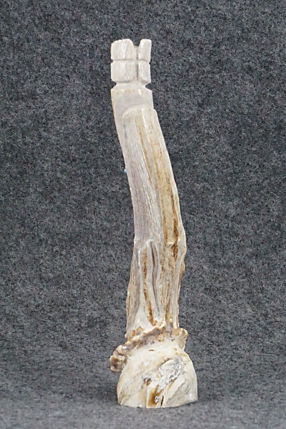 Corn Maiden Zuni Fetish Carving - Derrick Kaamasee