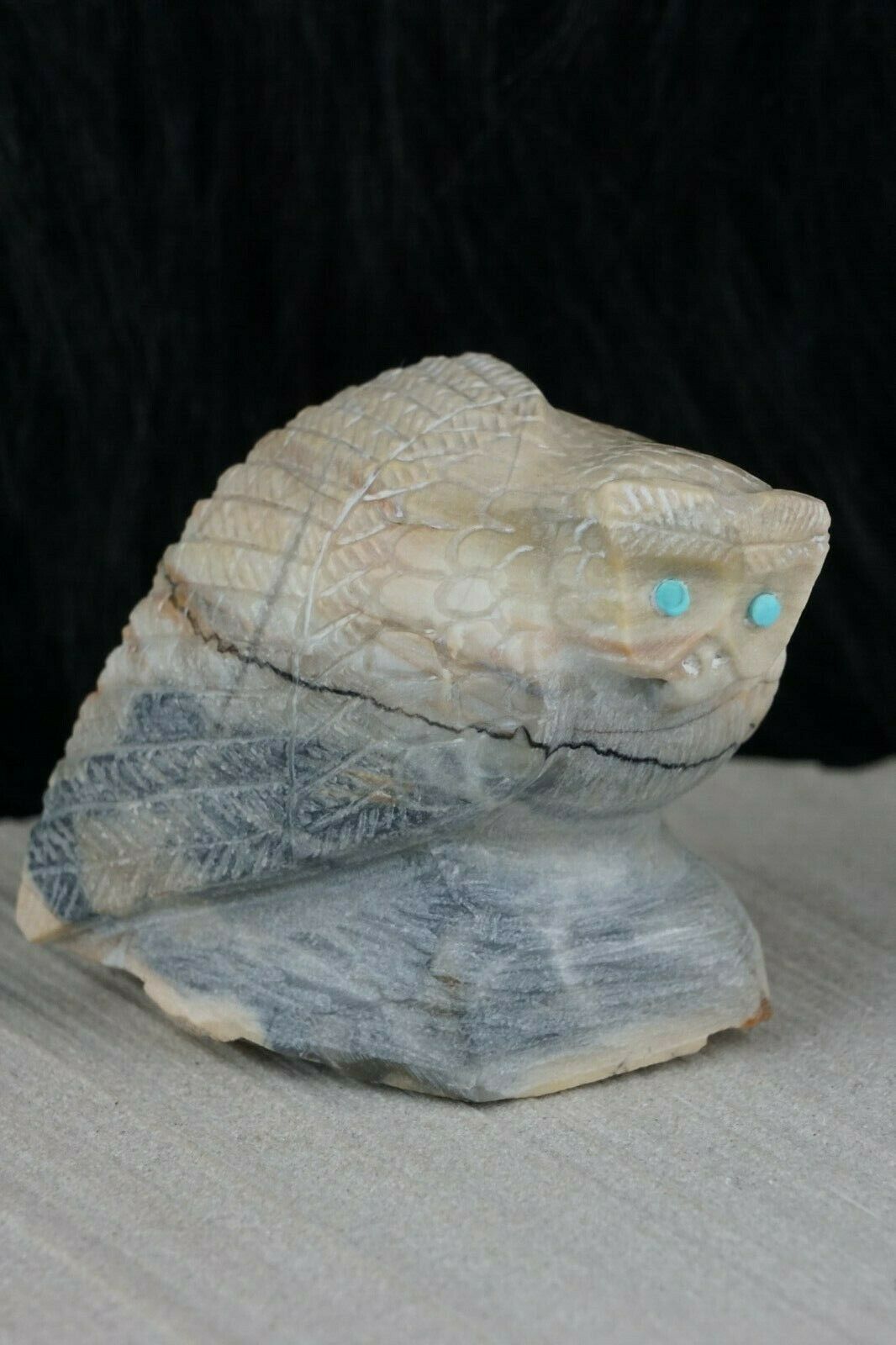 Owl Zuni Fetish Carving - Derrick Kaamasee - High Lonesome Trading