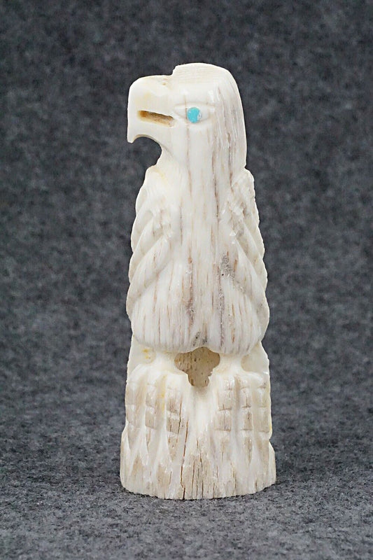 Eagle Zuni Fetish Carving - Garrick Weeka