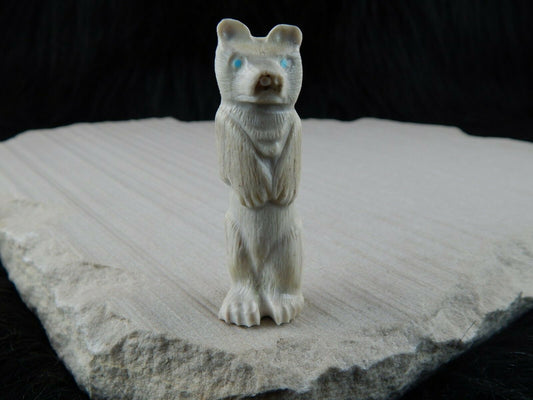 Bear Zuni Fetish Carving - Maxx Laate - High Lonesome Trading