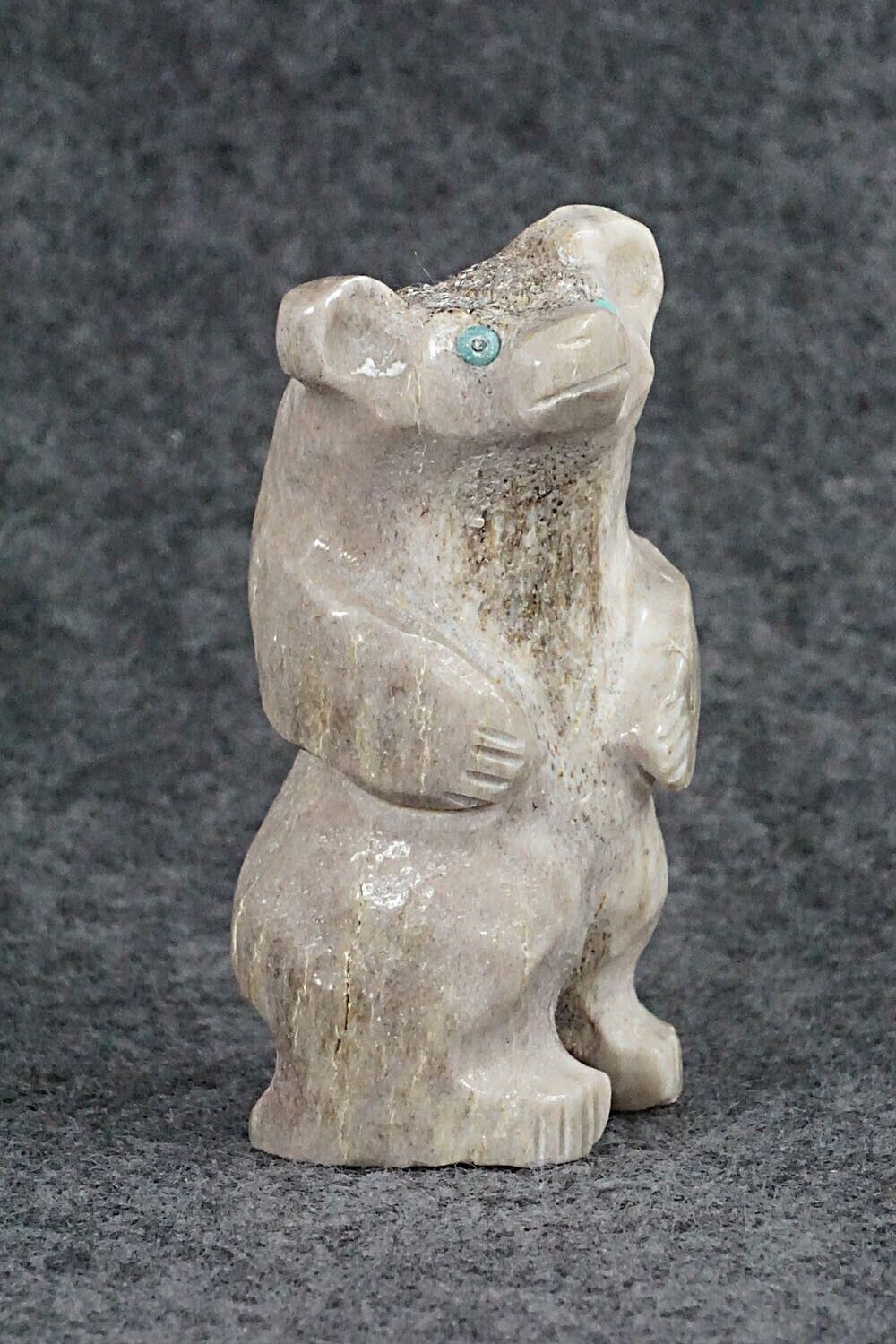 Bear Zuni Fetish Carving - Allison White