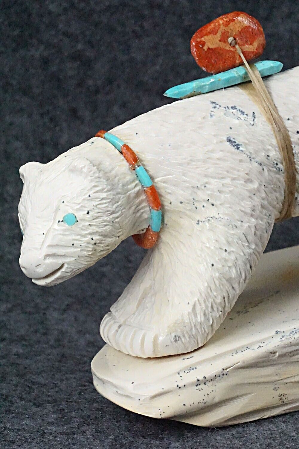 Mountain Lion Zuni Fetish Carving - Darrell Westika