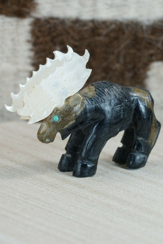 Moose Zuni Fetish Carving - Jonas Hastito