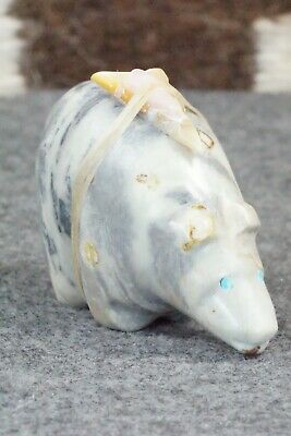 Bear Zuni Fetish Carving - Delvin Leekya