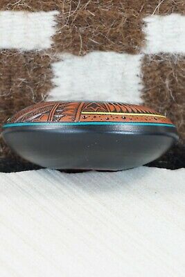 Navajo Pottery - Herman Oliver