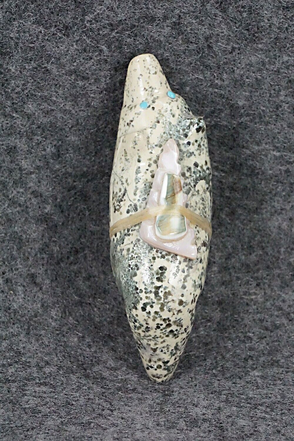 Wolf Zuni Fetish Carving - Delvin Leekya