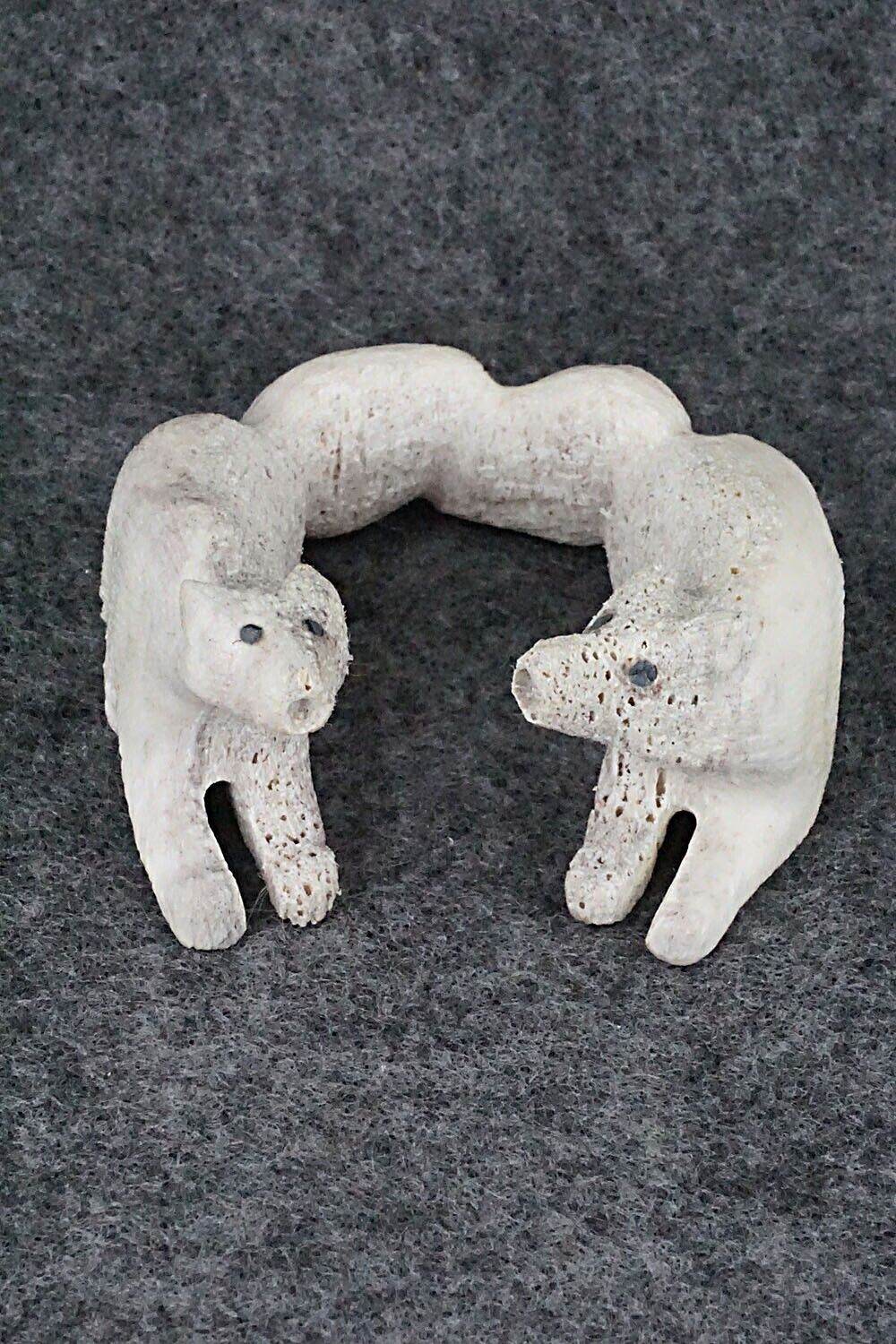Wolf Zuni Fetish Carving - Maxx Laate