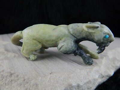 Mountain Lion Zuni Fetish - Dan Quam - Zuni Mtn. Lion Carving - Native American - High Lonesome Trading